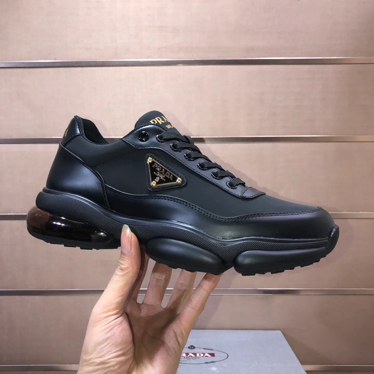 Men's shoes 💰700💰[PRADA] Men's shoes counter hot sale, official website synchronization, 👑Top version ✔️Original cowhide upper + cowhide lining, 1🆚1 replica, original original sole [black/blue/brown 3 colors] 🎯 Material: cowhide surface 🎯 Inner lining: cowhide 🎯 Sole: original molded outsole 🎯 size: Male 38-45 (45 is custom-made and cannot be returned or exchanged)
